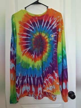 Gildan Tie-Dye Long-Sleeve Tee - Rainbow Spiral